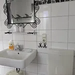 Kleine Foersterhaus Casa de Férias *